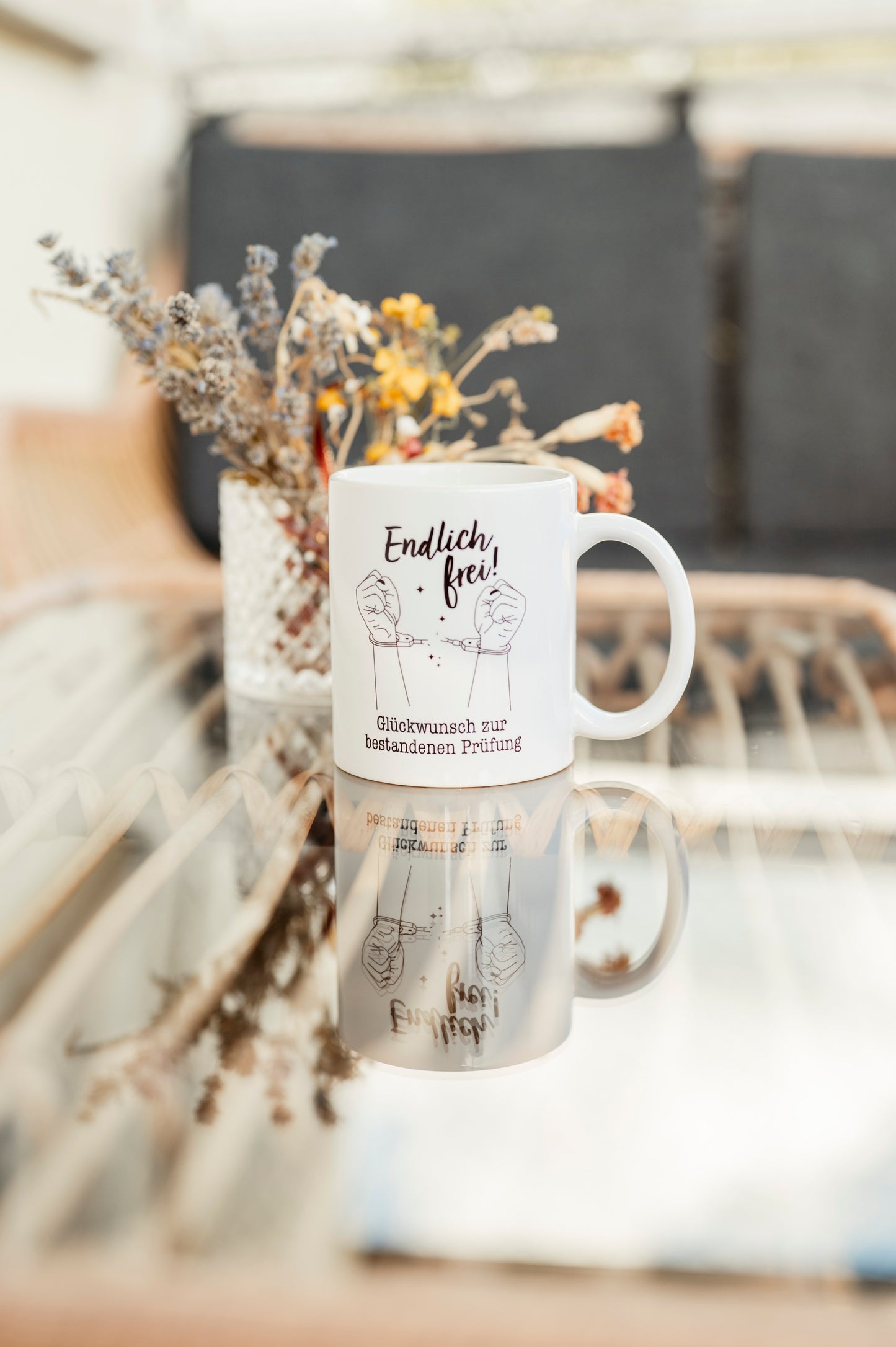 Tasse "Endlich Frei! Herzlichen Glückwunsch zur bestandenen Prüfung"
