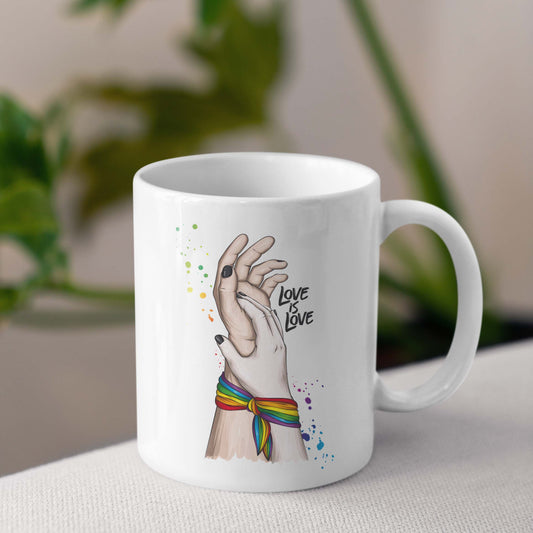 Tasse mit Spruch Love is Love Regenbogen Pride LGBTQ+ Jahrestag Geschenk